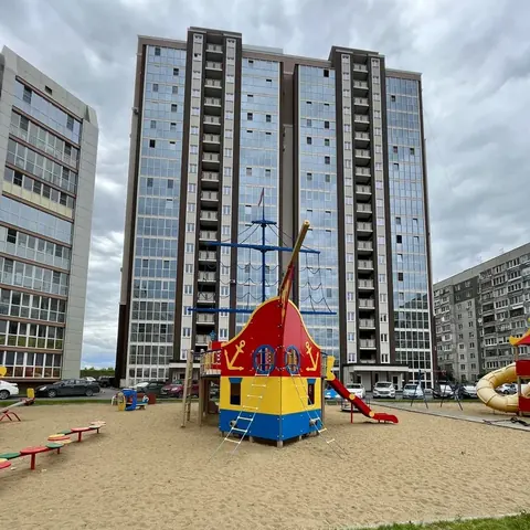 На Карельцева-2, Курган